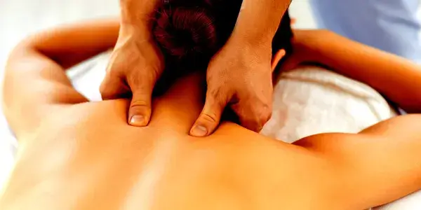 Best-Spa-in-Agra-R3-Spa-in-Sarovar-Crystal-Premiere-Agra